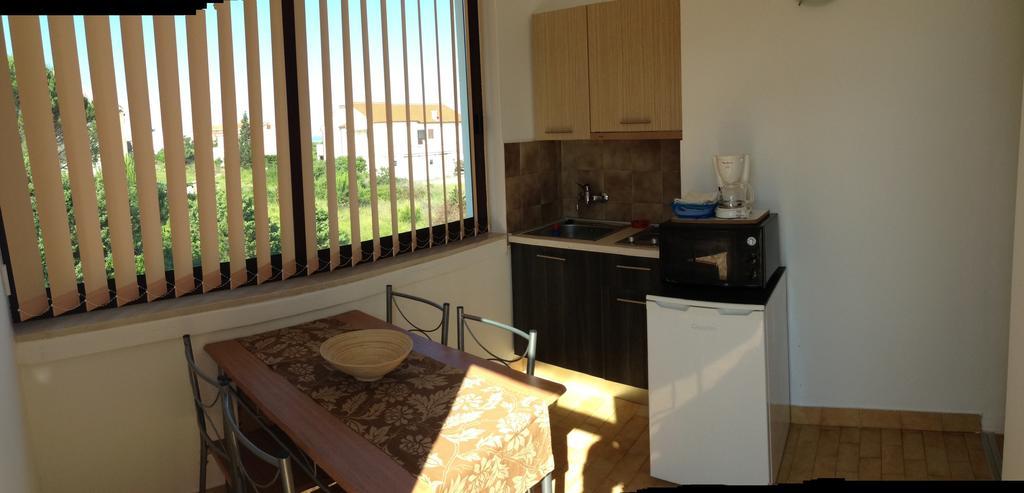 Apartments Draznik Затон Номер фото